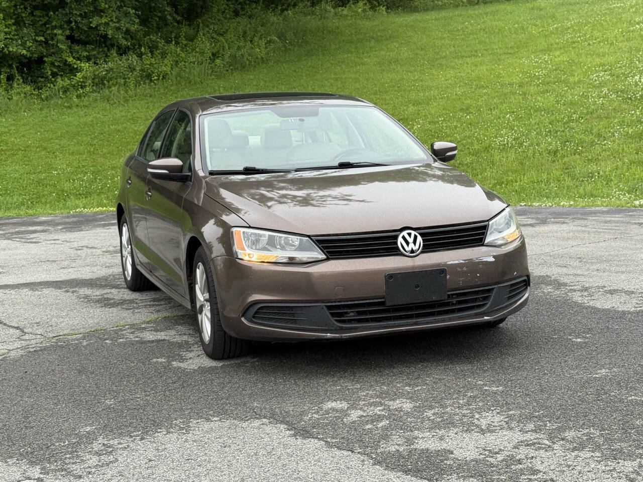 Used 2011 Volkswagen Jetta SE image 3
