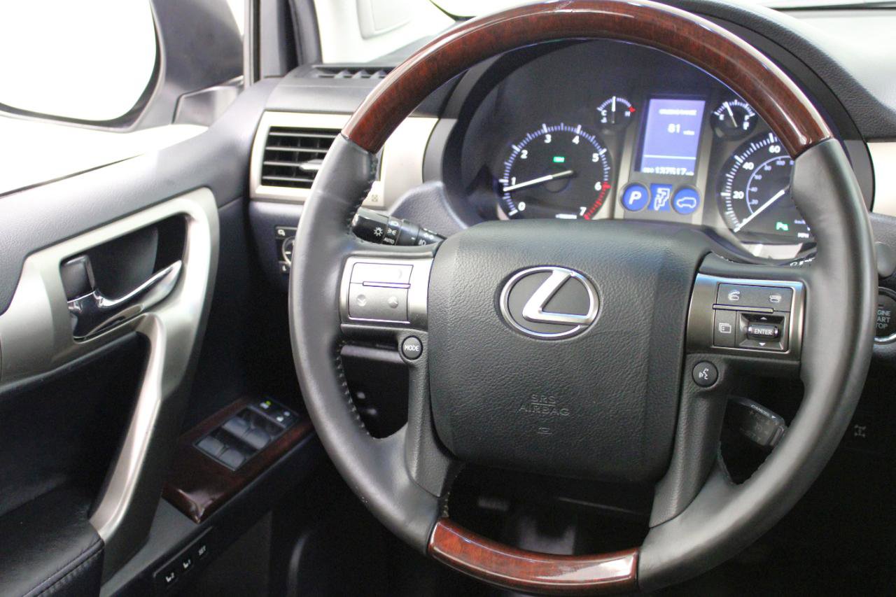 Used 2014 Lexus GX 460 w/ Premium Package image 51