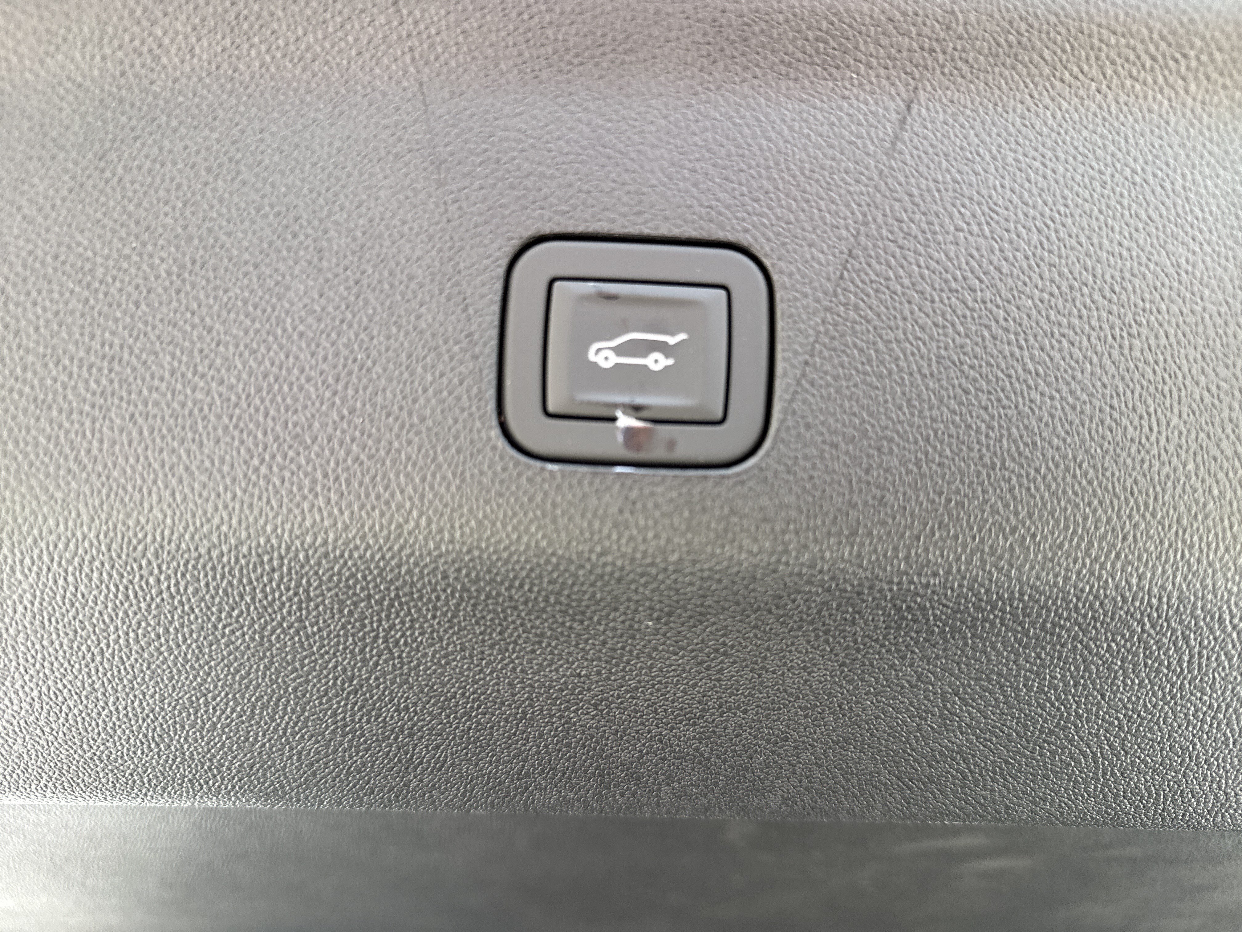 New 2026 GMC Yukon XL AT4 w/ AT4 Premium Plus Package AWD/4WD image 39