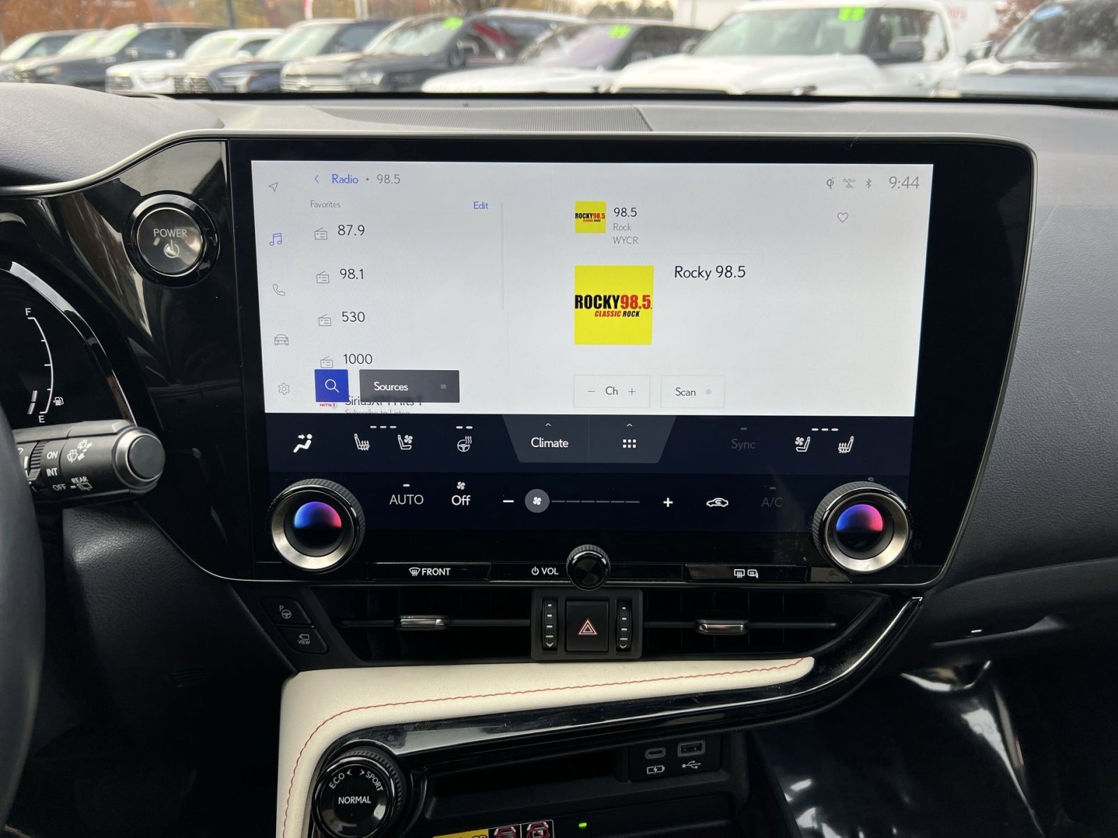 Used 2022 Lexus NX 450h+ 450h+ Luxury image 18