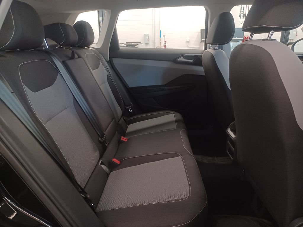 Used 2024 Volkswagen Taos S image 12