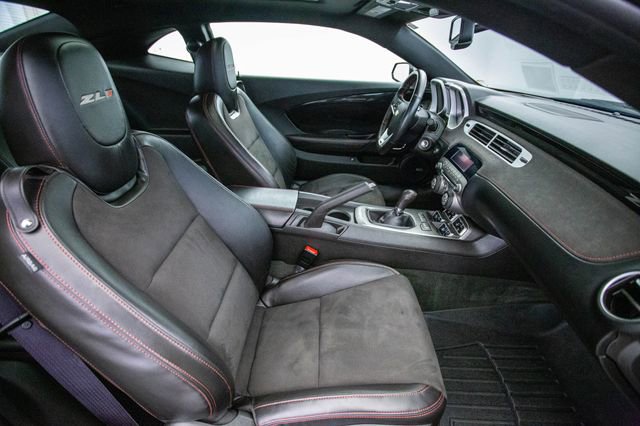 Used 2012 Chevrolet Camaro ZL1 image 21
