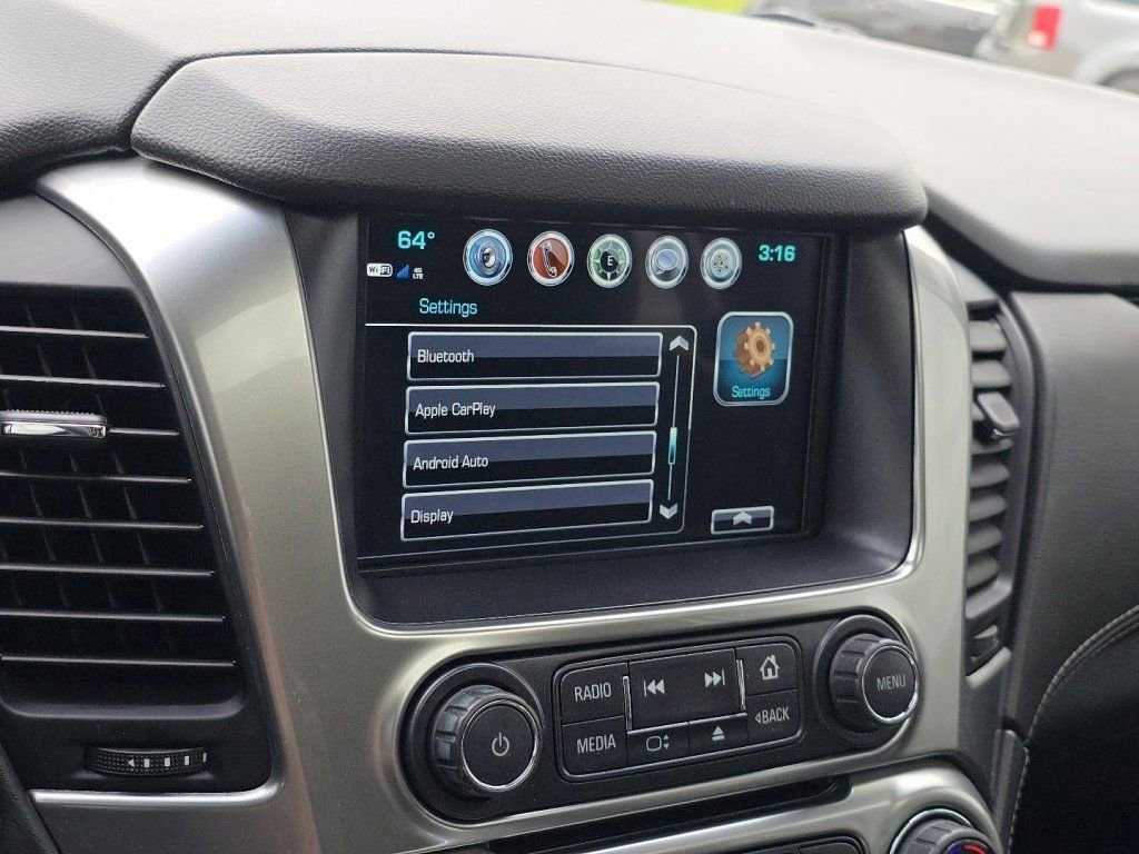 Used 2020 Chevrolet Suburban Premier AWD/4WD image 6