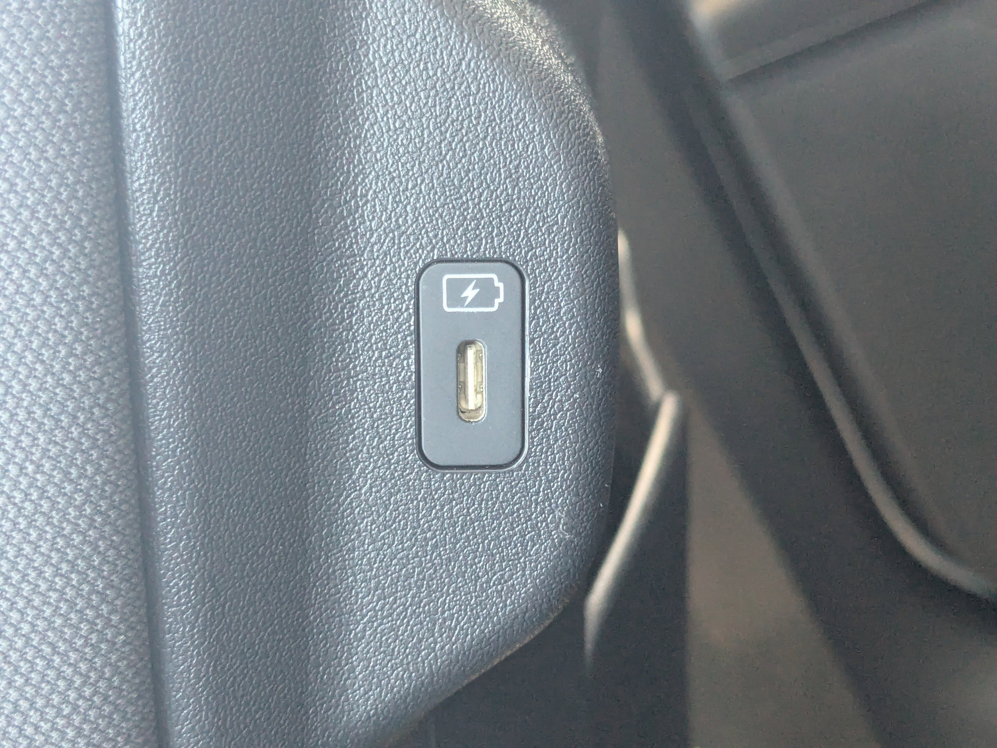 Certified 2024 Kia Niro LX image 16