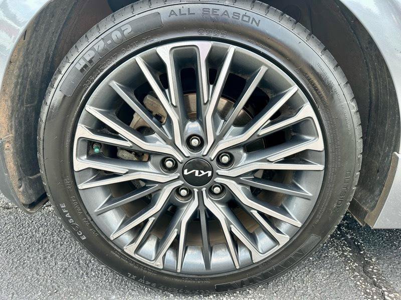 Used 2024 Kia Forte GT-Line w/ GT-Line Premium Package FWD image 33