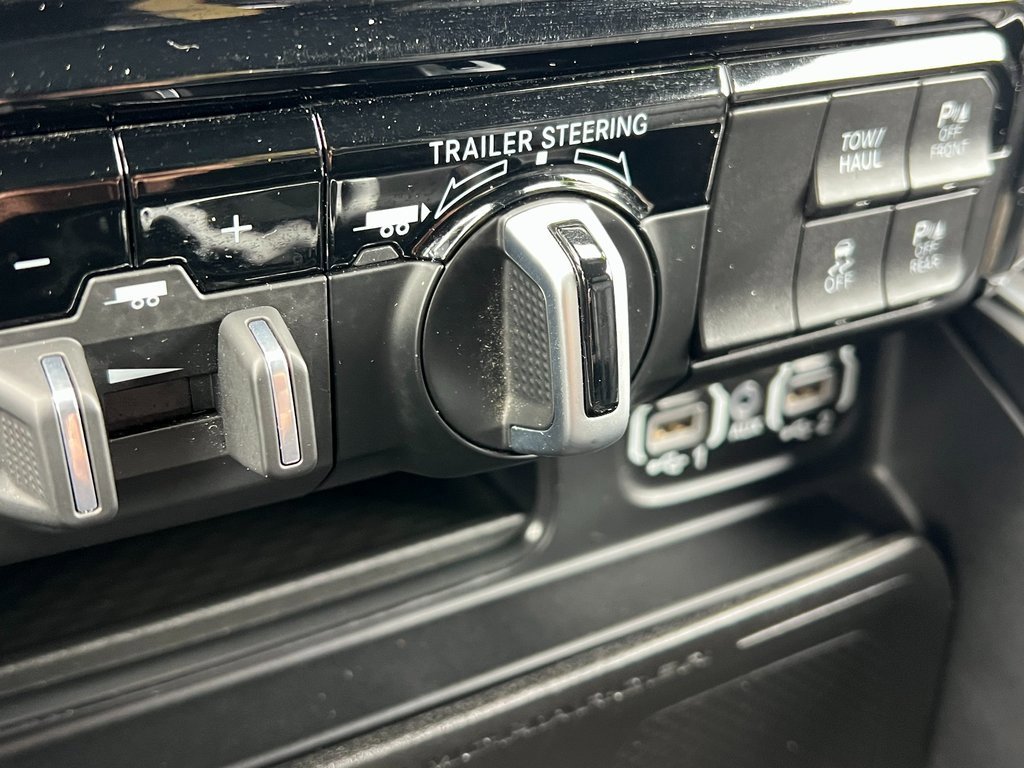 Certified 2023 RAM 1500 Laramie image 33