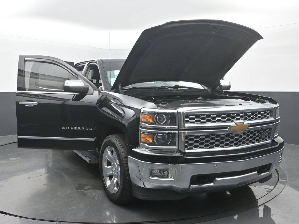 Used 2015 Chevrolet Silverado 1500 LTZ w/ LTZ Plus Package AWD/4WD image 59