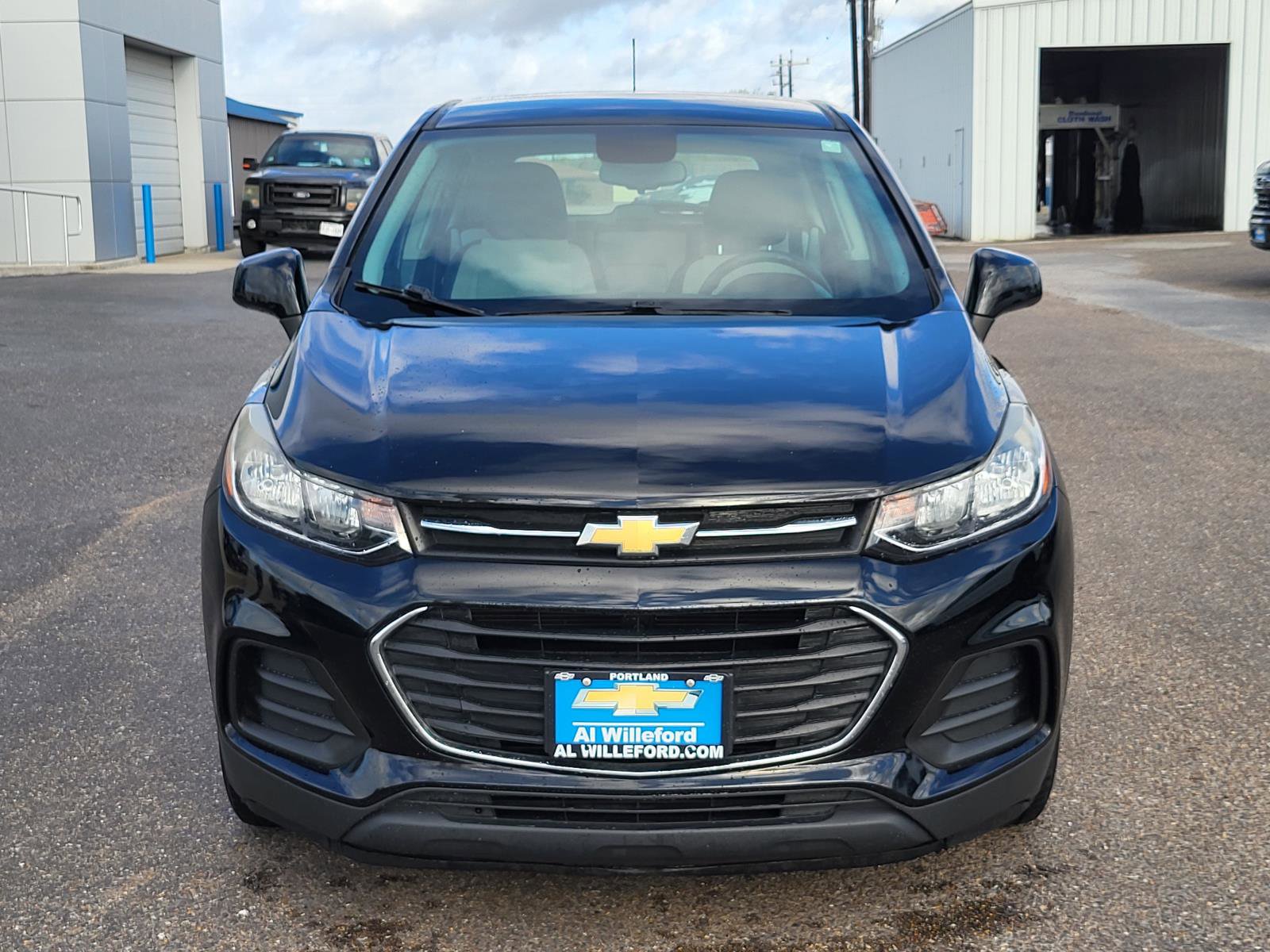 Used 2018 Chevrolet Trax LS w/ LPO, Cargo Package FWD image 8