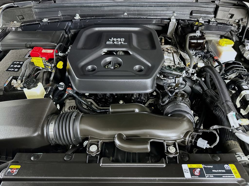 Certified 2022 Jeep Wrangler Sport S image 39