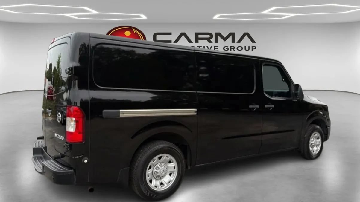 Used 2017 Nissan NV 2500 SV w/ Back Door Glass Package RWD image 5