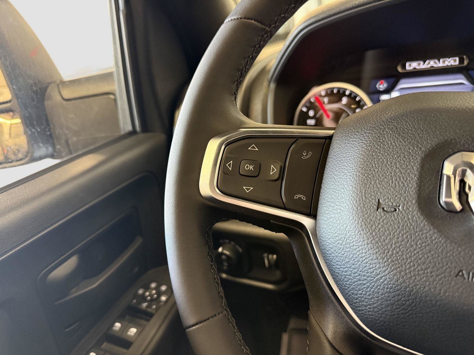 New 2026 RAM 2500 Tradesman AWD/4WD image 13