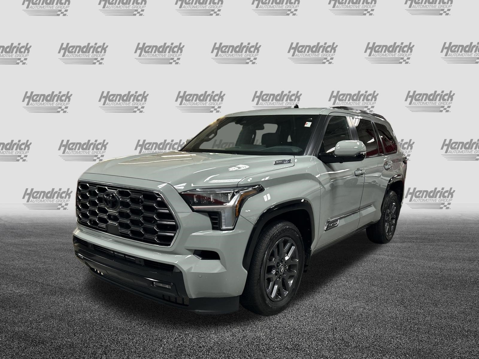 Used 2026 Toyota Sequoia Platinum AWD/4WD image 7