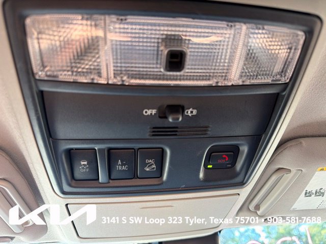 Used 2020 Toyota 4Runner SR5 AWD/4WD image 21