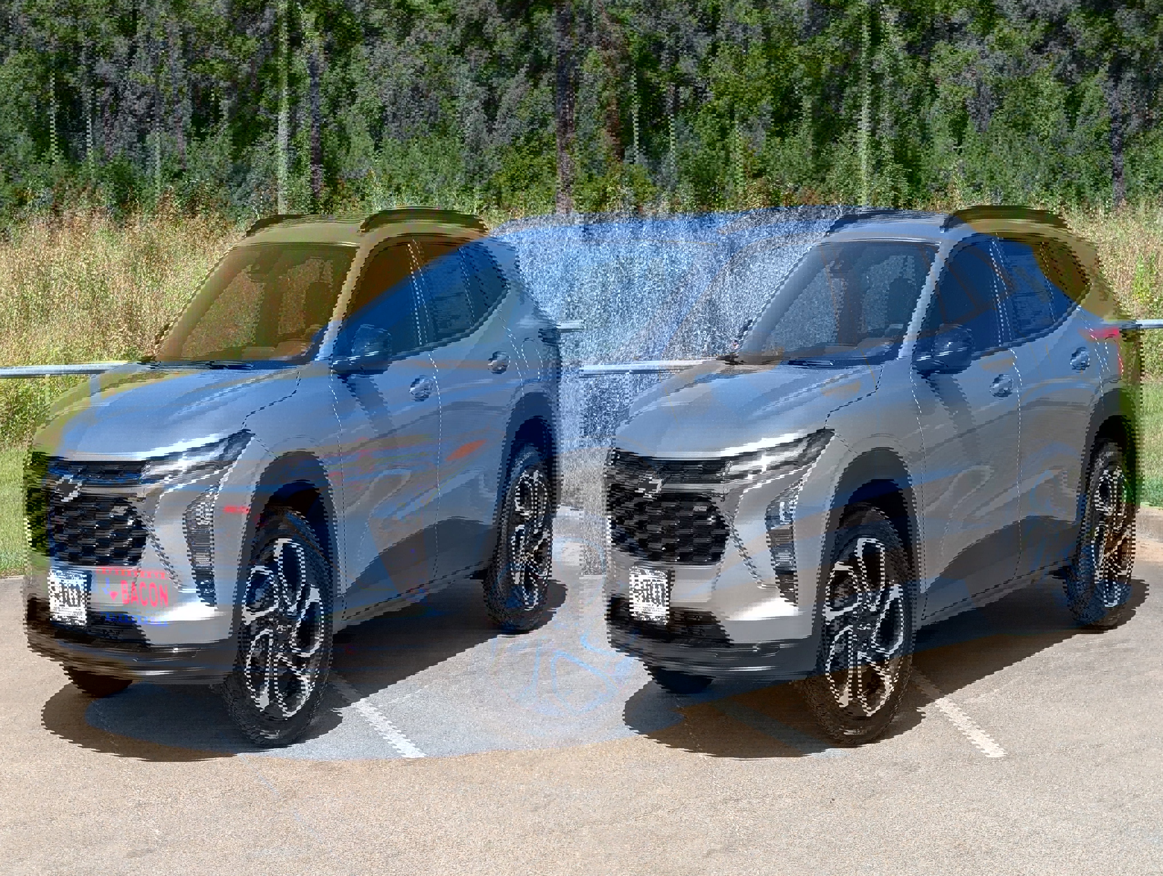 New 2025 Chevrolet Trax RS w/ Sunroof Package image 1