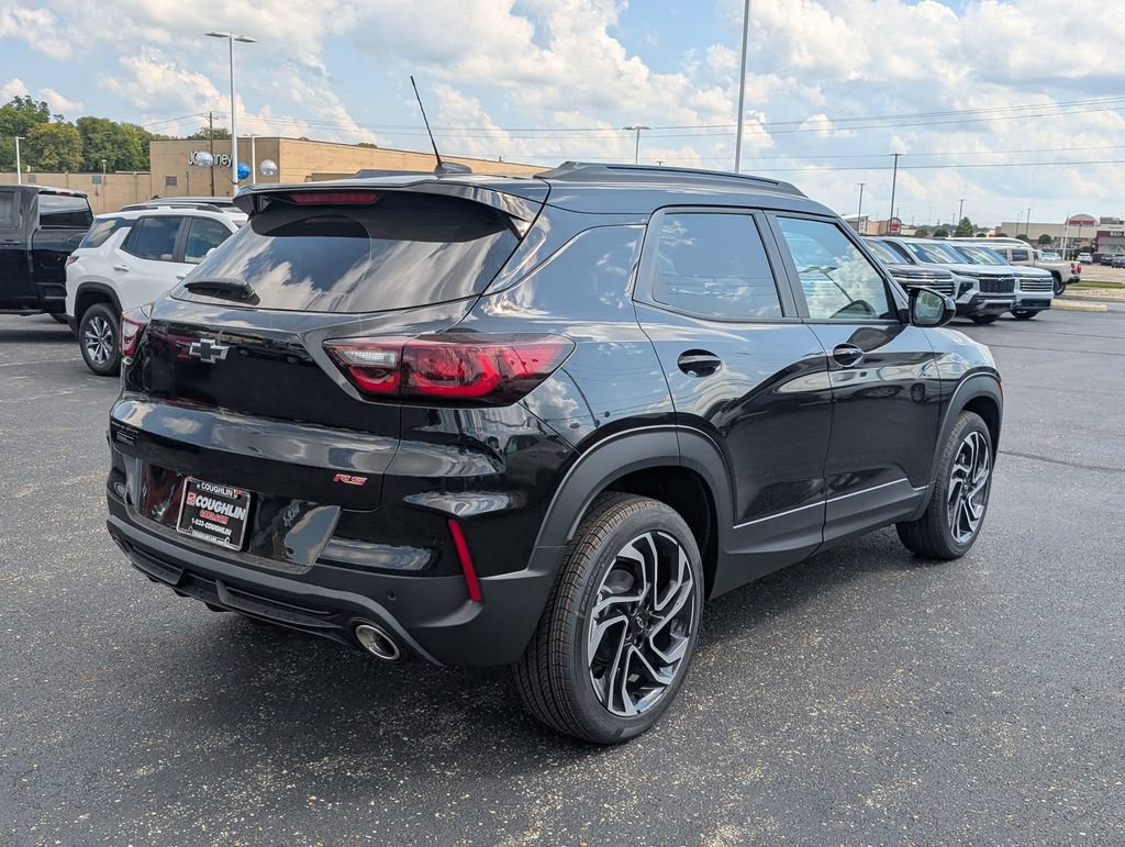 New 2026 Chevrolet TrailBlazer RS w/ Driver Confidence Package FWD image 7