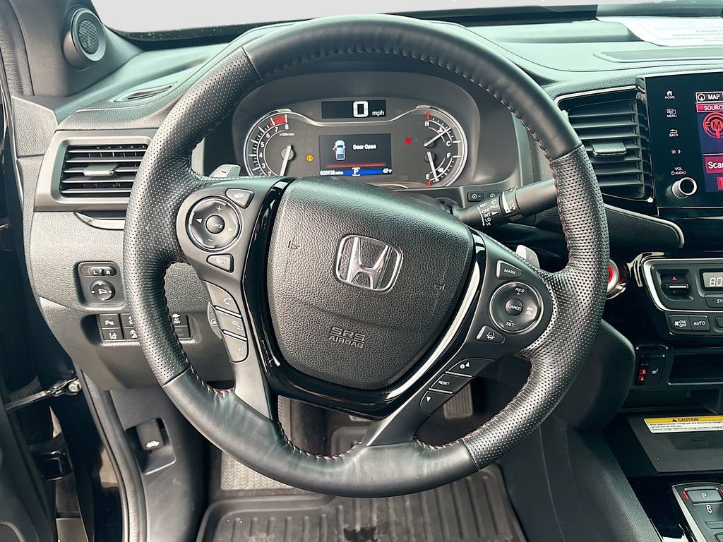 Used 2023 Honda Ridgeline Black Edition image 11