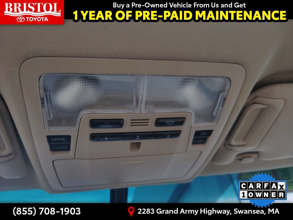 Used 2017 Toyota Camry XLE w/ Moonroof Package FWD image 30