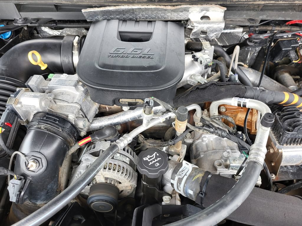 Used 2015 GMC Sierra 2500 Denali w/ Duramax Plus Package AWD/4WD image 34
