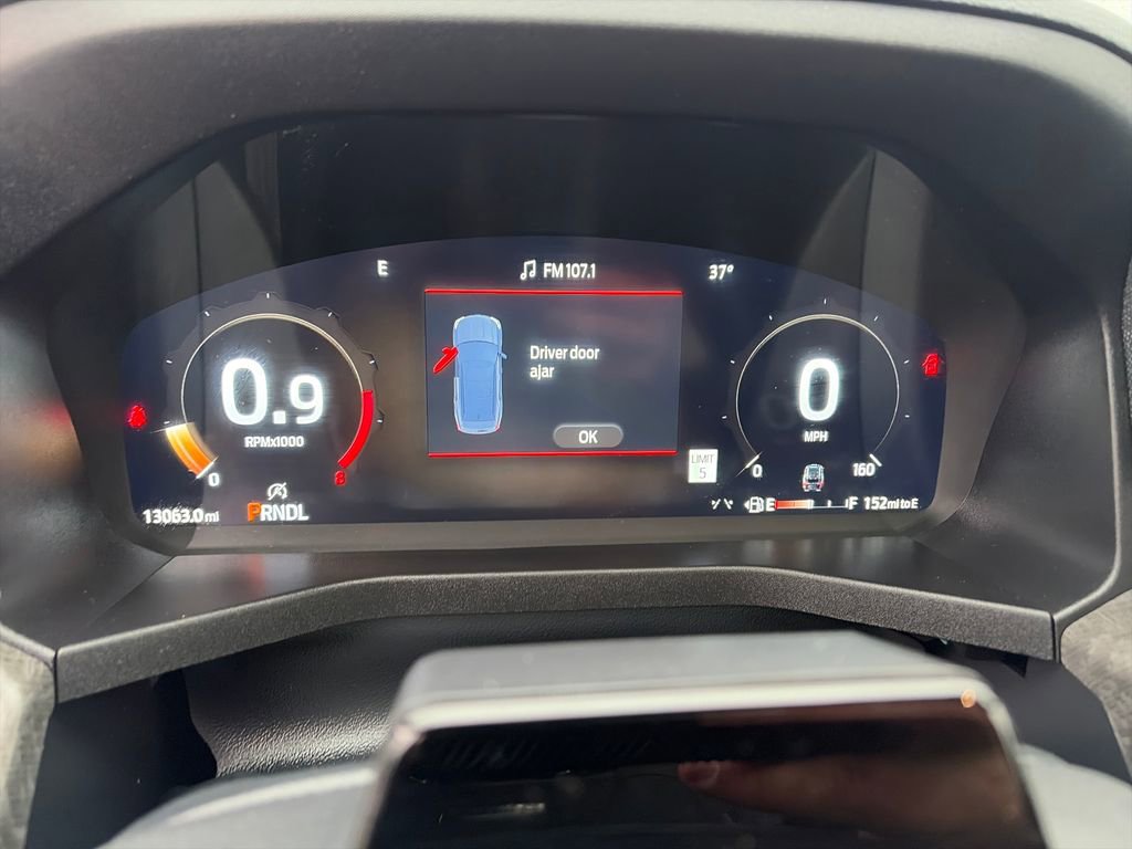 Used 2025 Ford Explorer Platinum w/ LUX Leather Package AWD/4WD image 23