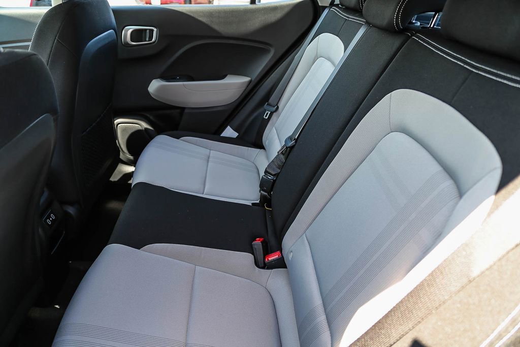 Certified 2026 Hyundai Venue SEL FWD image 19