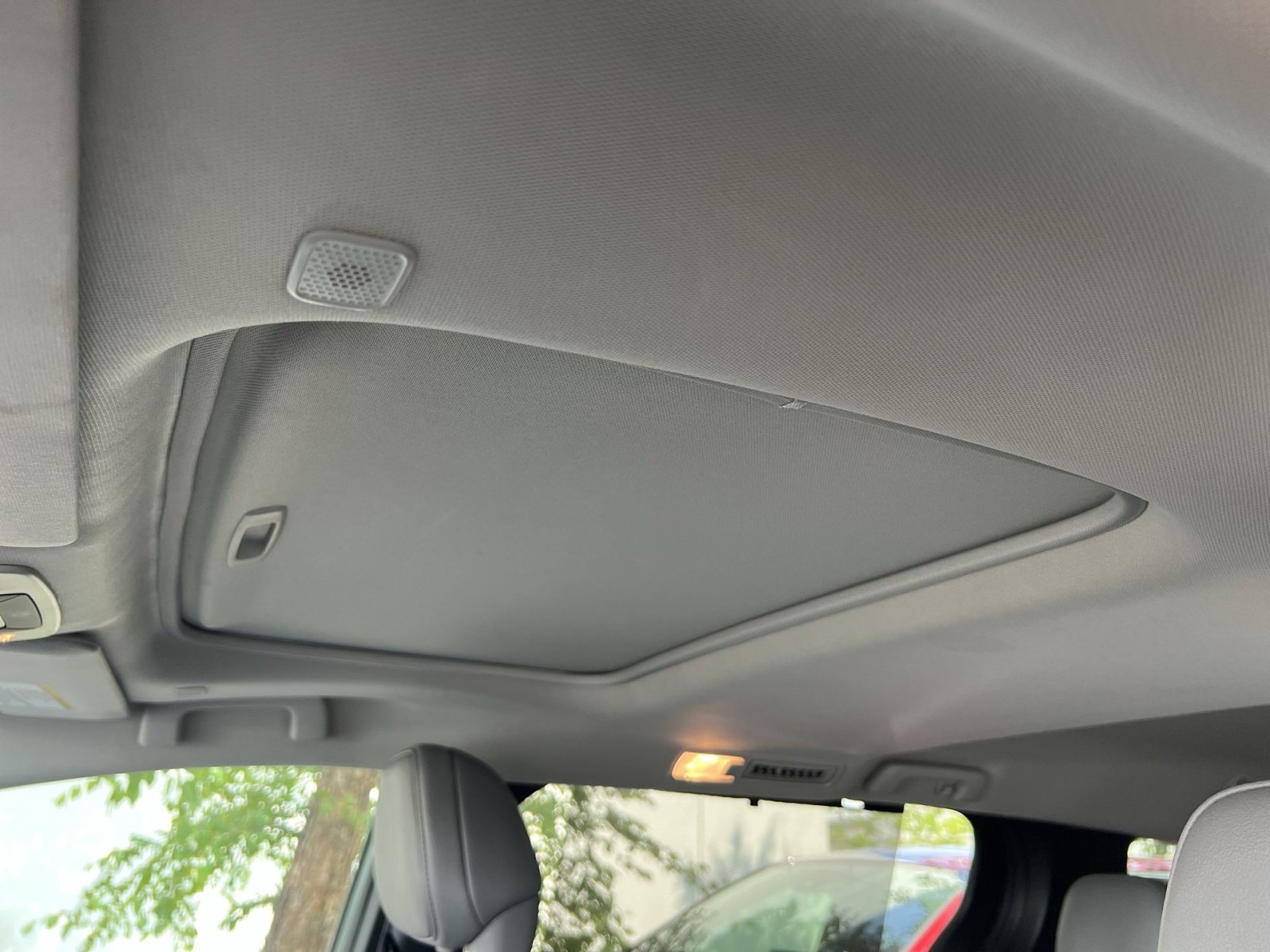 Used 2025 Toyota Sienna XLE AWD/4WD image 22