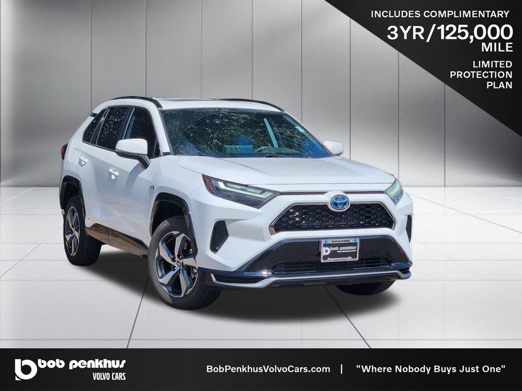 Used 2024 Toyota RAV4 SE w/ Weather & Moonroof Package