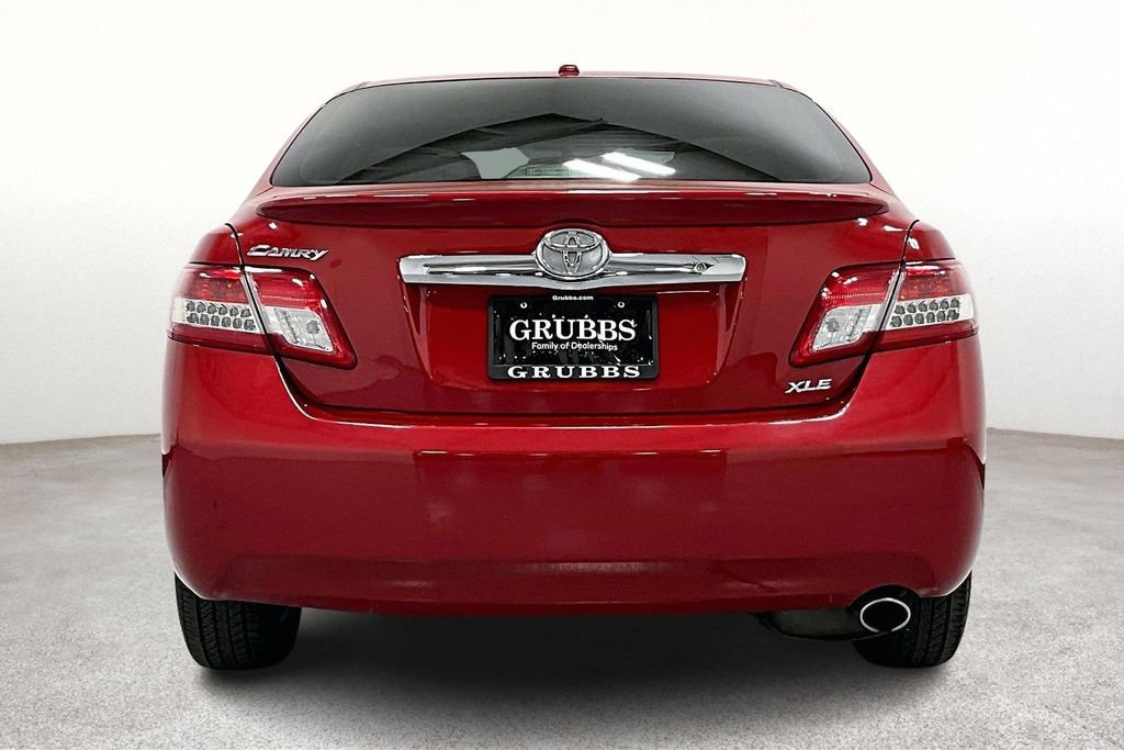 Used 2011 Toyota Camry XLE w/ XLE Extra-Value Pkg #2 image 6