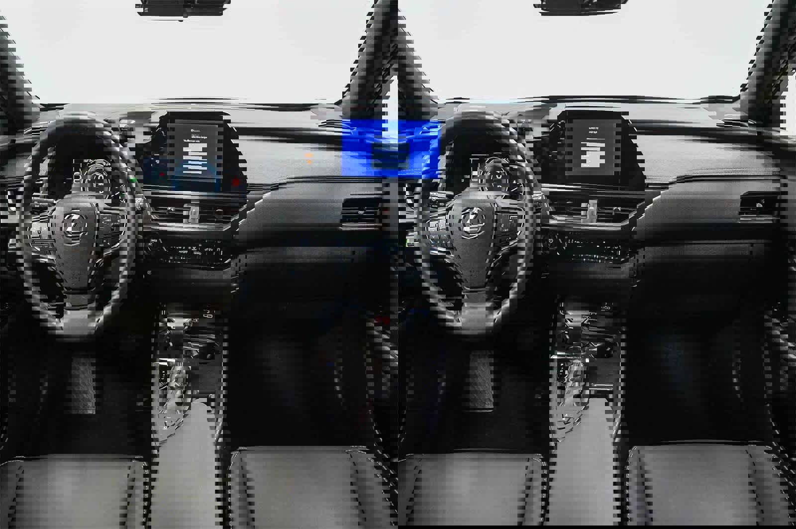 Used 2024 Lexus UX 250h FWD image 12