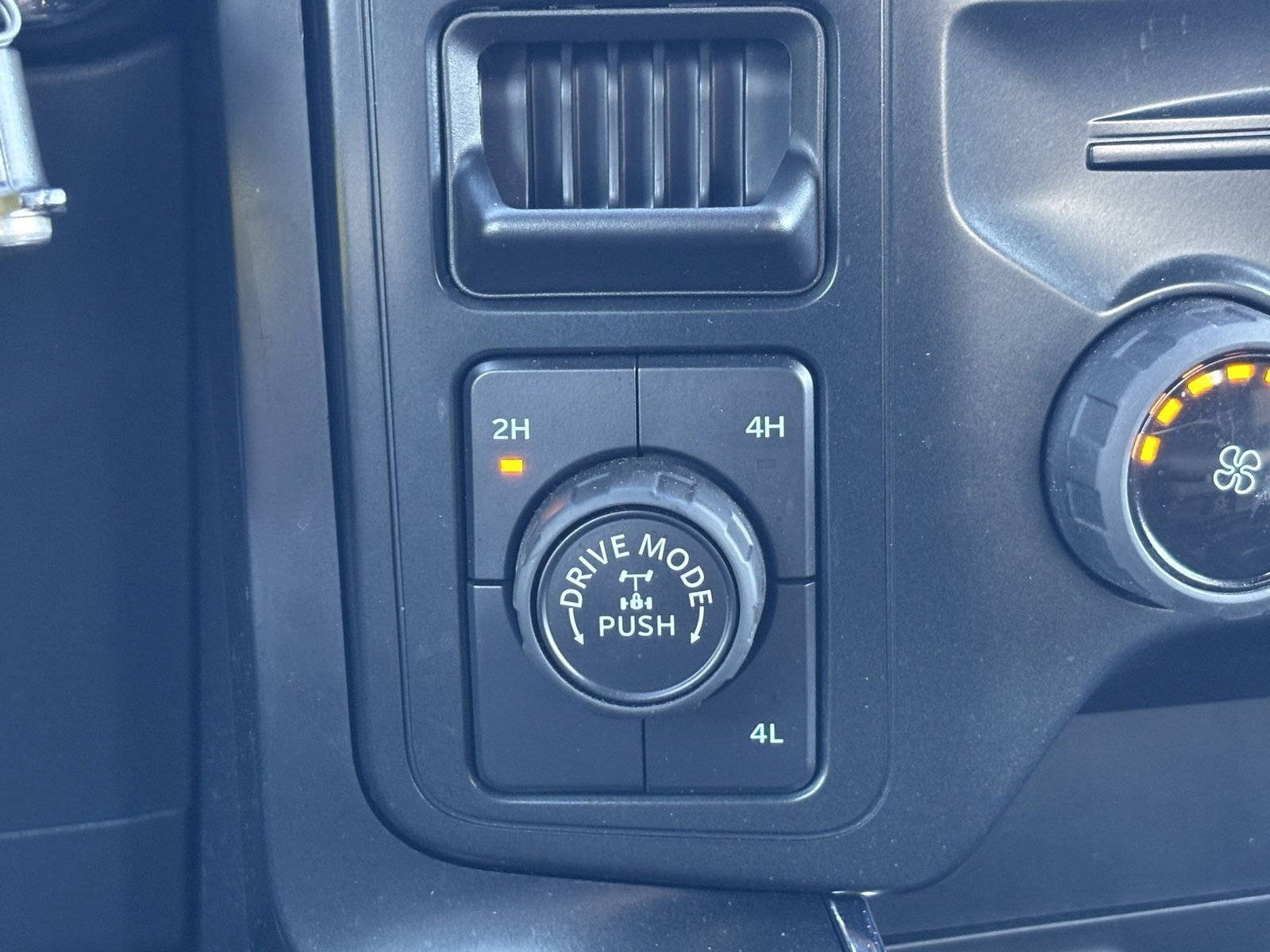 Used 2024 Ford F150 STX image 4