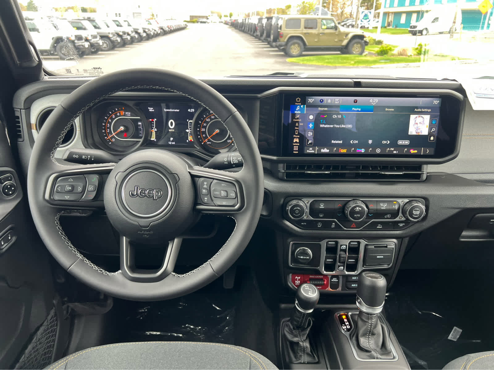 New 2025 Jeep Gladiator Sport image 13