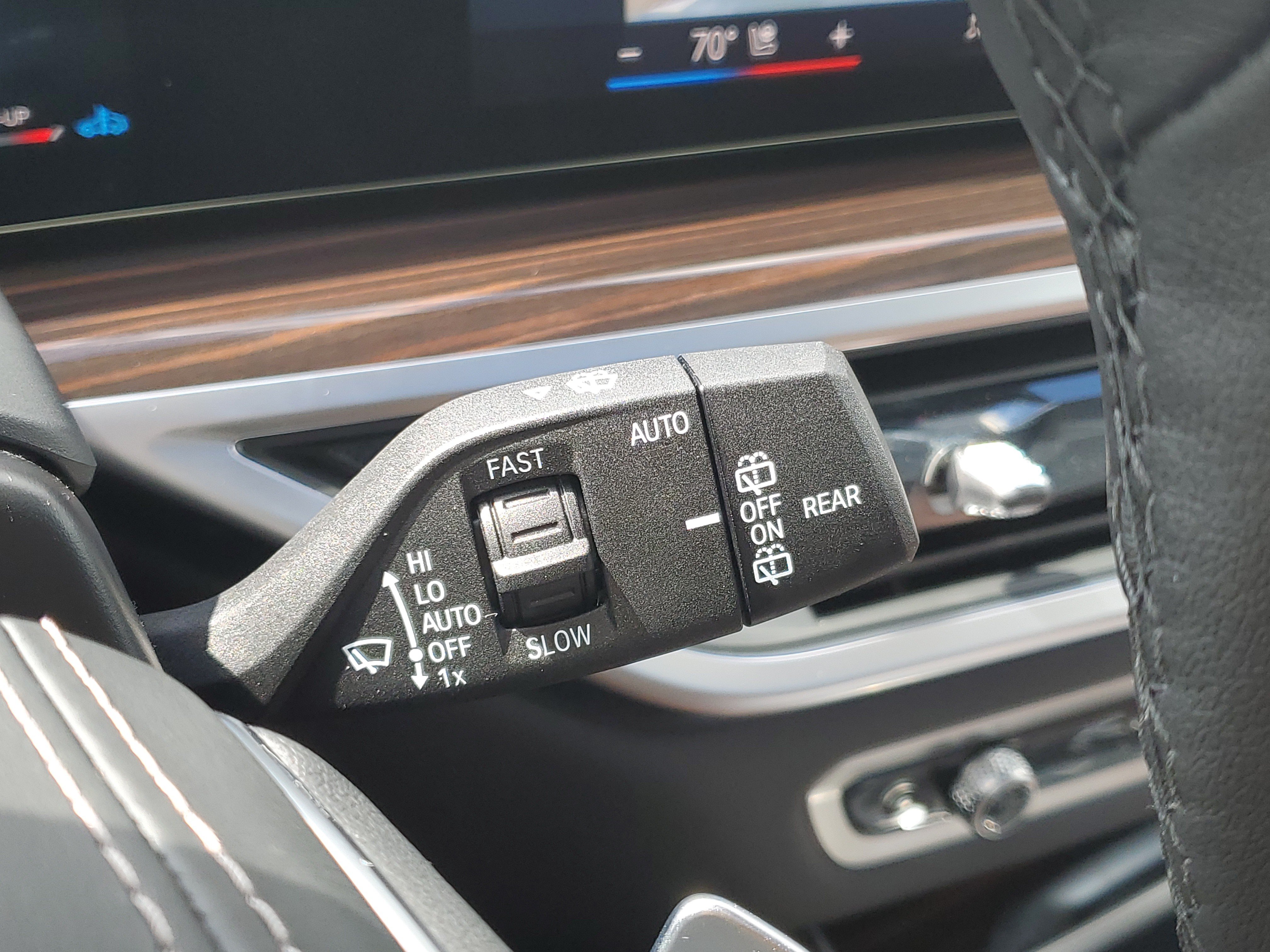 New 2026 BMW X7 xDrive40i w/ Premium Package AWD/4WD image 15