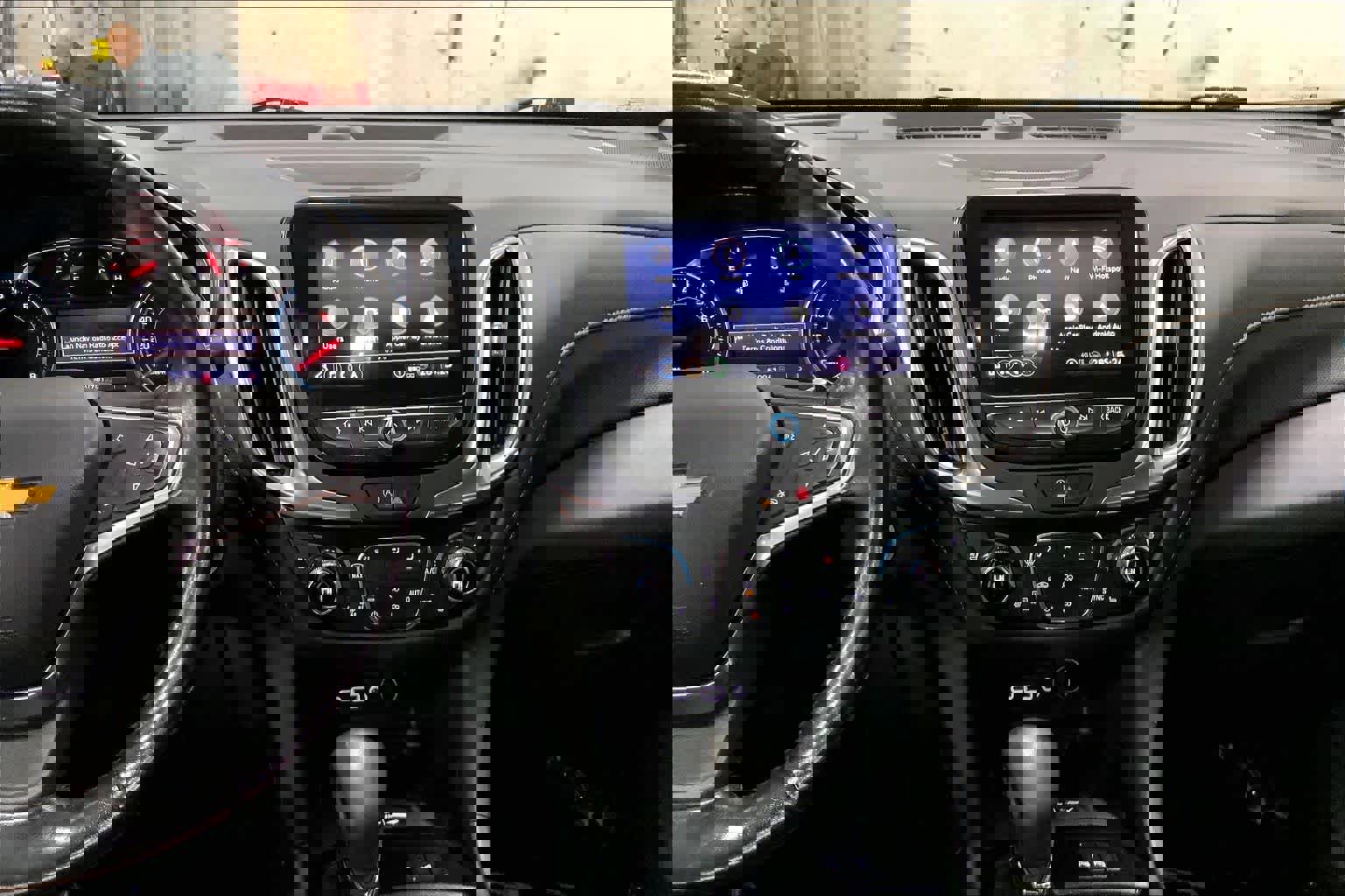 Used 2022 Chevrolet Equinox Premier image 6