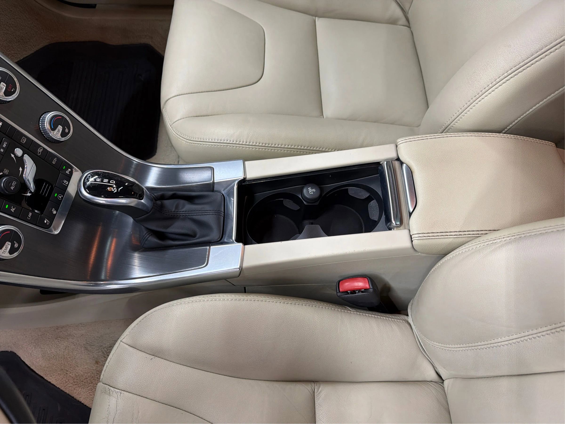 Used 2015 Volvo XC60 T5 Platinum FWD image 49