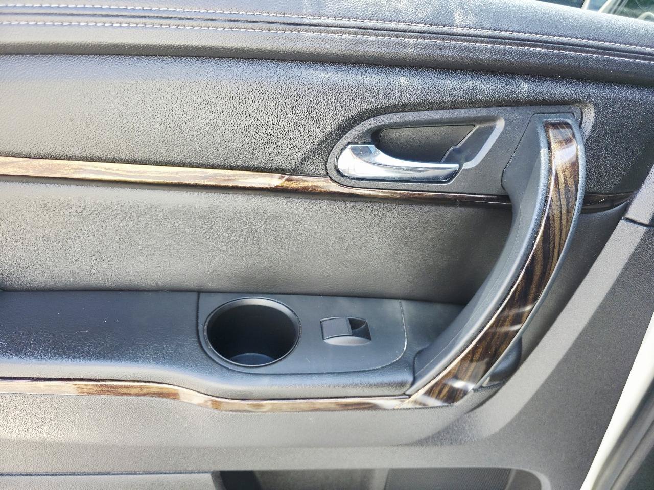 Used 2013 GMC Acadia Denali AWD/4WD image 27