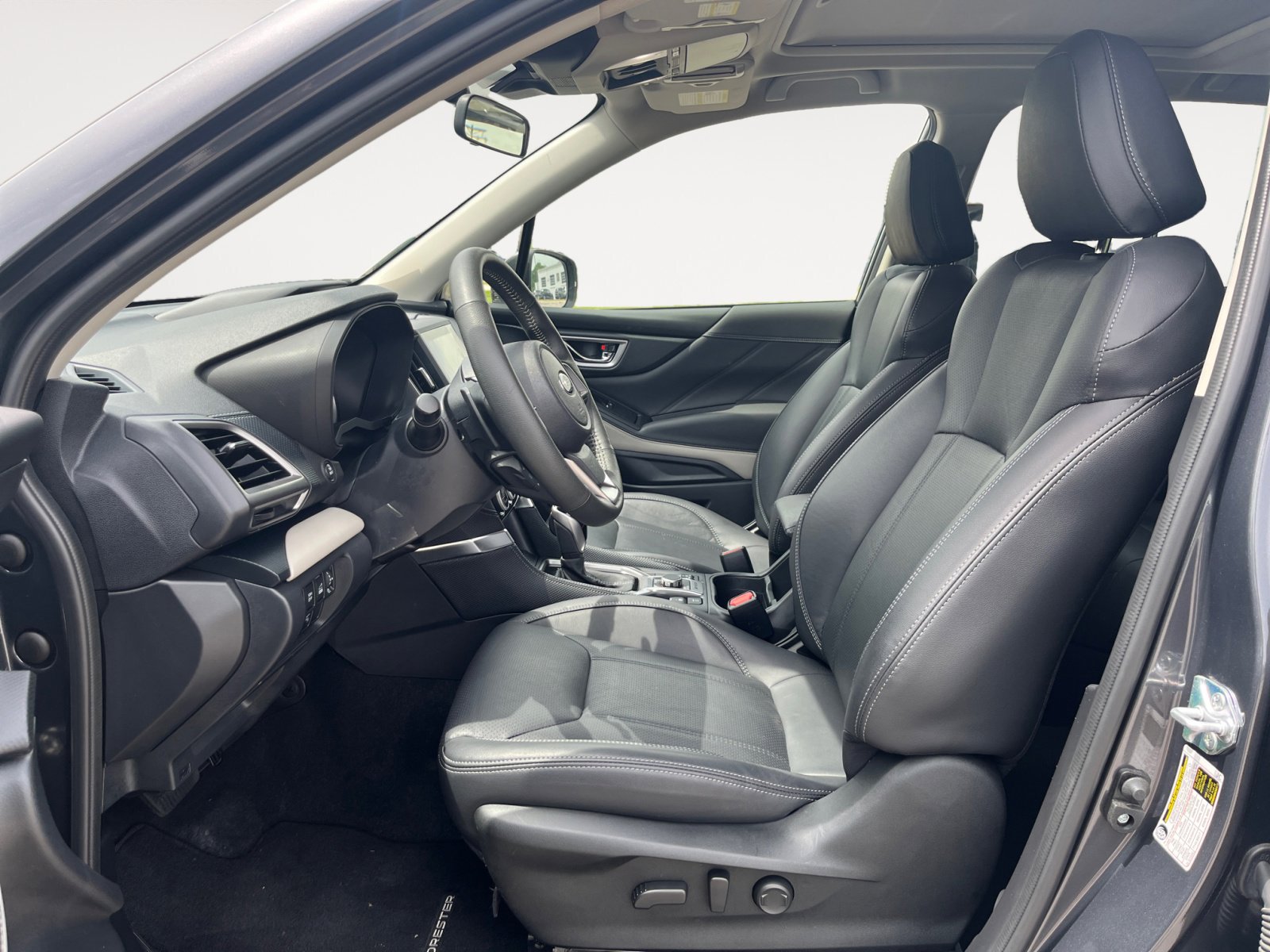 Used 2024 Subaru Forester Limited image 9