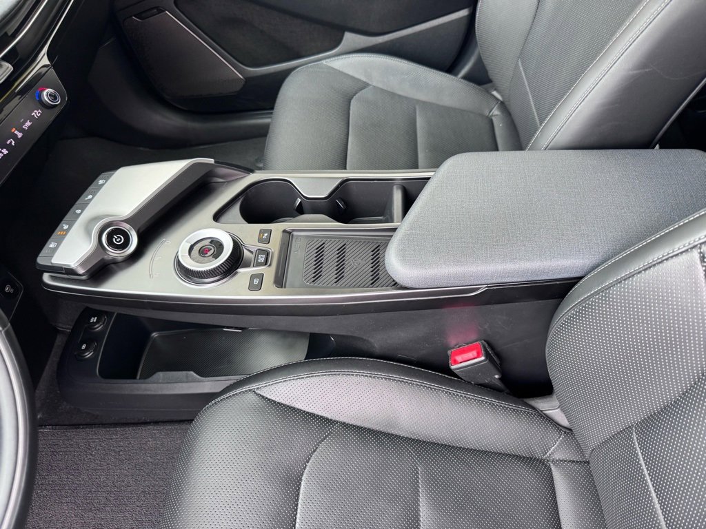 Used 2022 Kia EV6 Wind w/ Wind Technology Package image 16