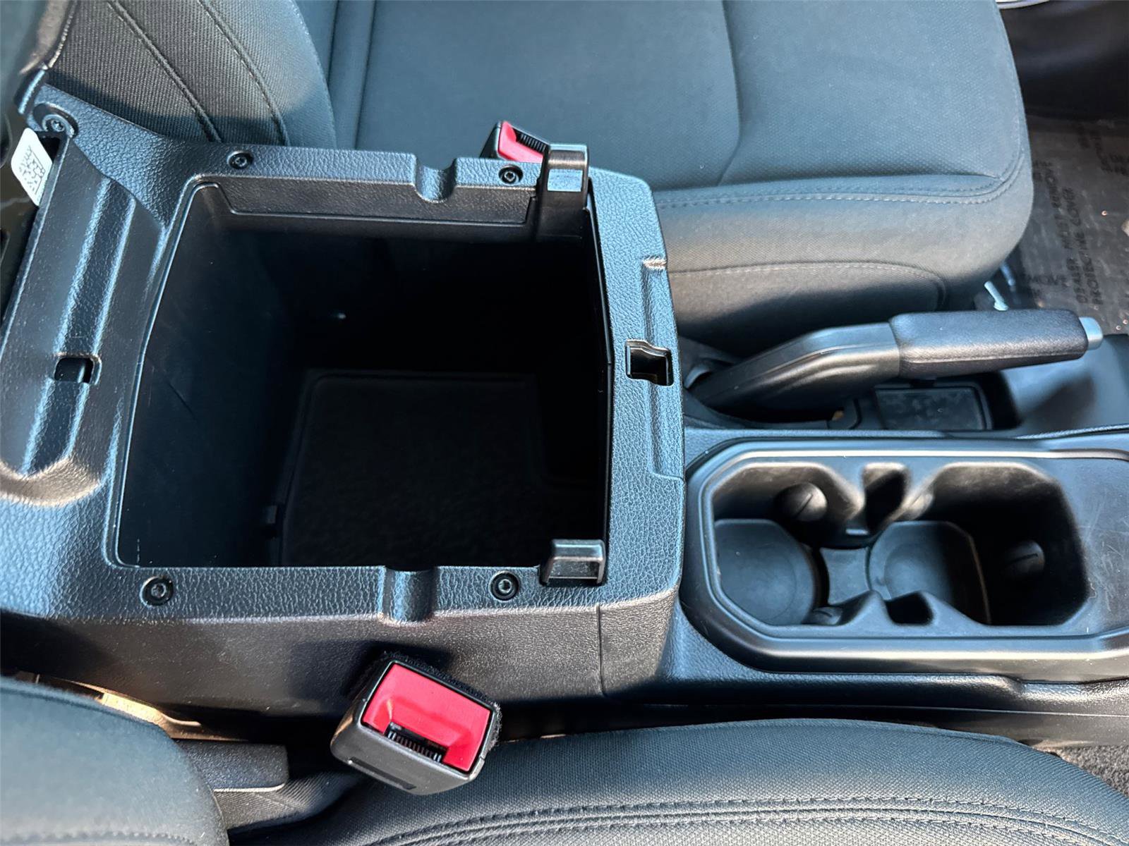 Used 2021 Jeep Wrangler Sport S image 19