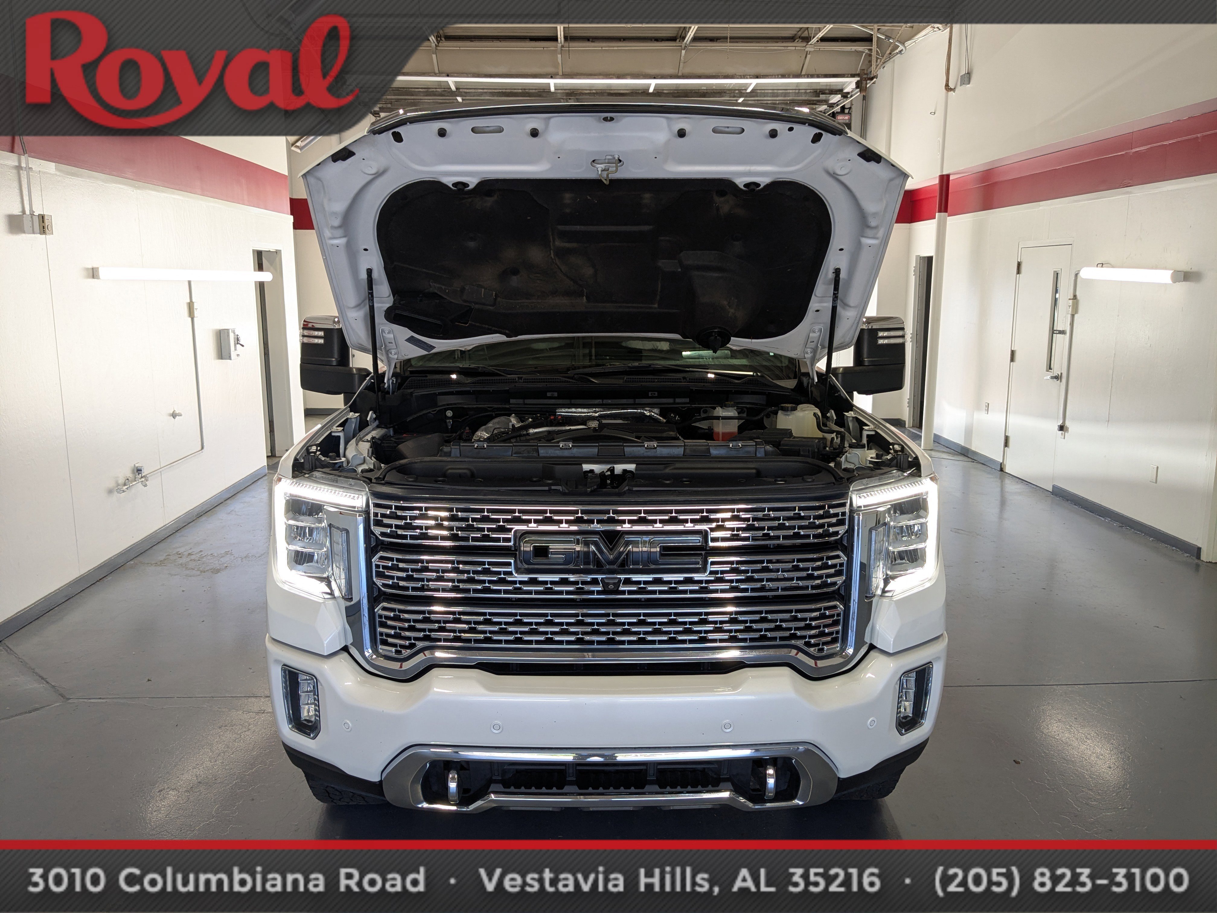 Used 2022 GMC Sierra 3500 Denali w/ Denali Ultimate Package AWD/4WD image 25
