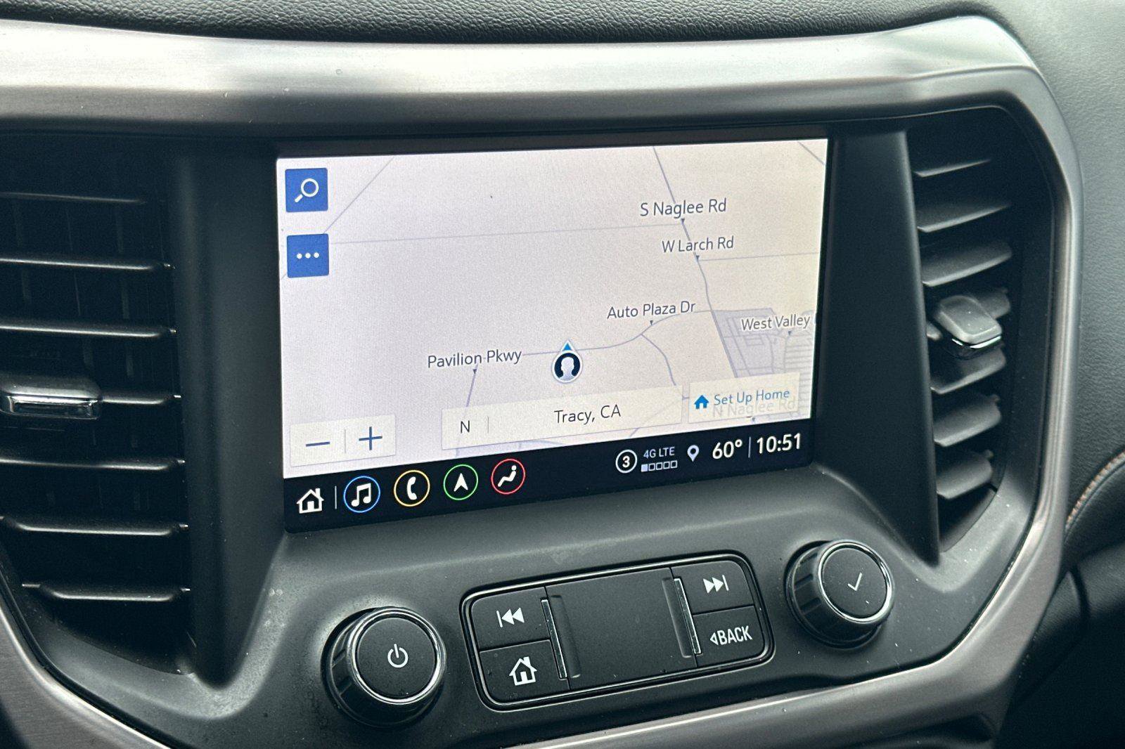 Used 2022 GMC Acadia AT4 w/ Technology Package image 19