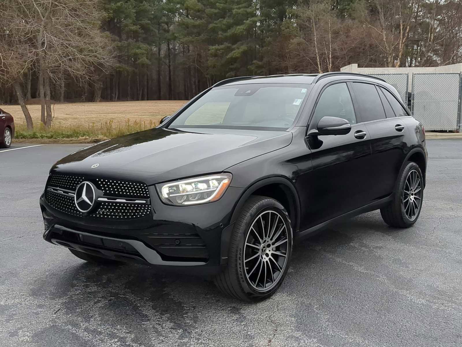 Used 2022 Mercedes-Benz GLC 300 4MATIC image 4