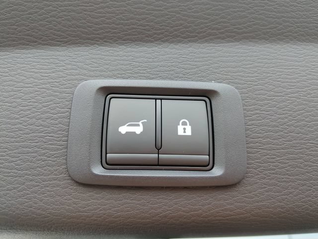 New 2026 Nissan Rogue Platinum AWD/4WD image 32