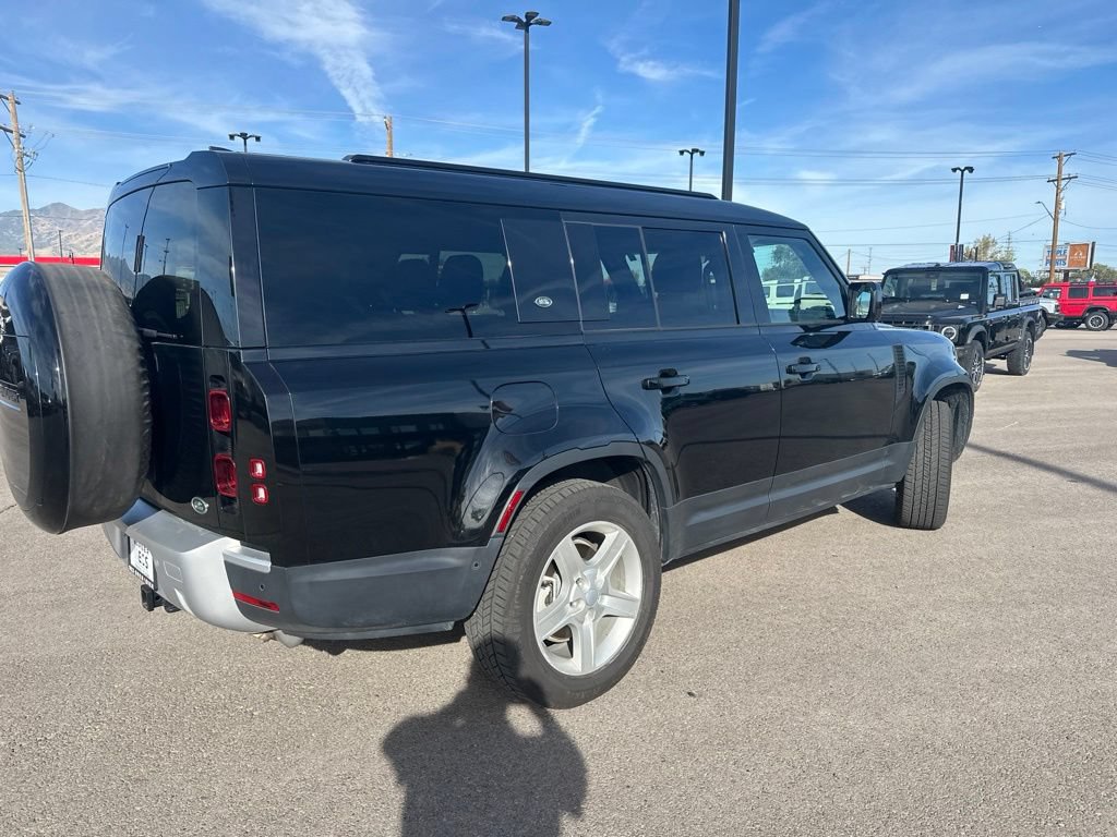 Used 2023 Land Rover Defender 130 SE AWD/4WD image 7