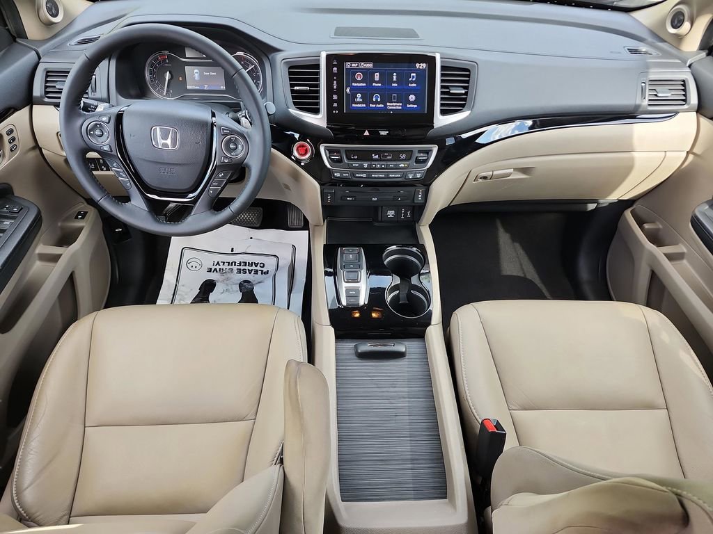 Used 2017 Honda Pilot Touring image 16