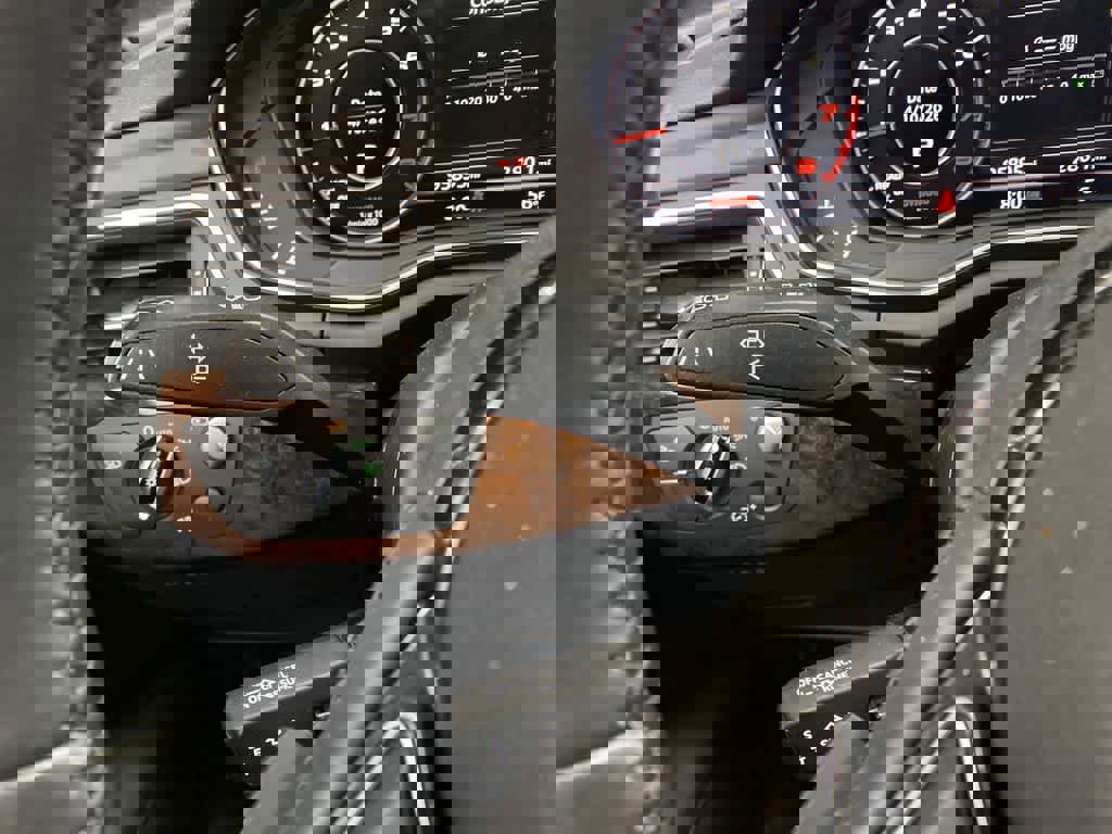 Used 2018 Audi A4 2.0T Prestige w/ Prestige Package image 25