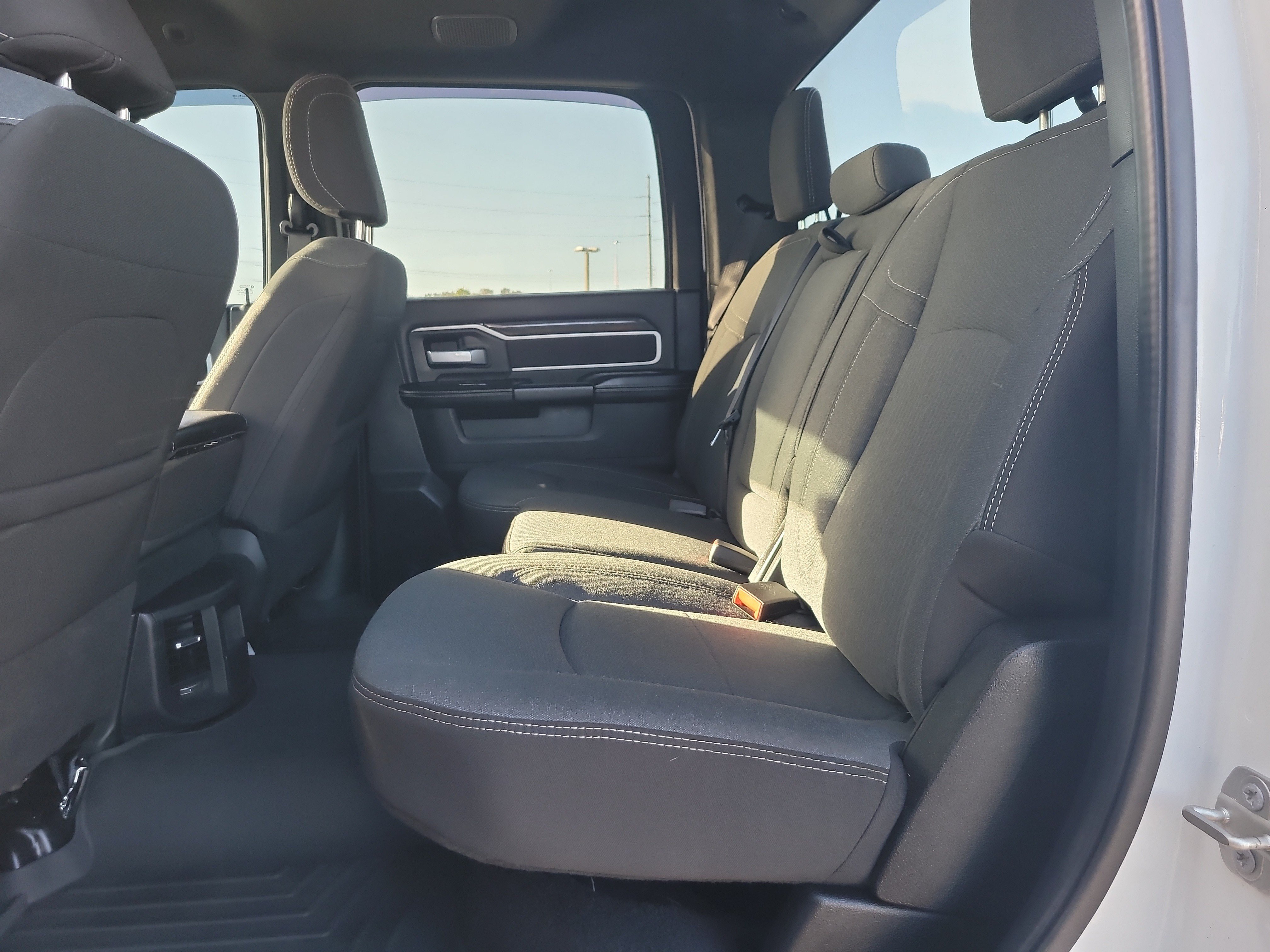Used 2024 RAM 2500 Big Horn w/ Night Edition AWD/4WD image 12