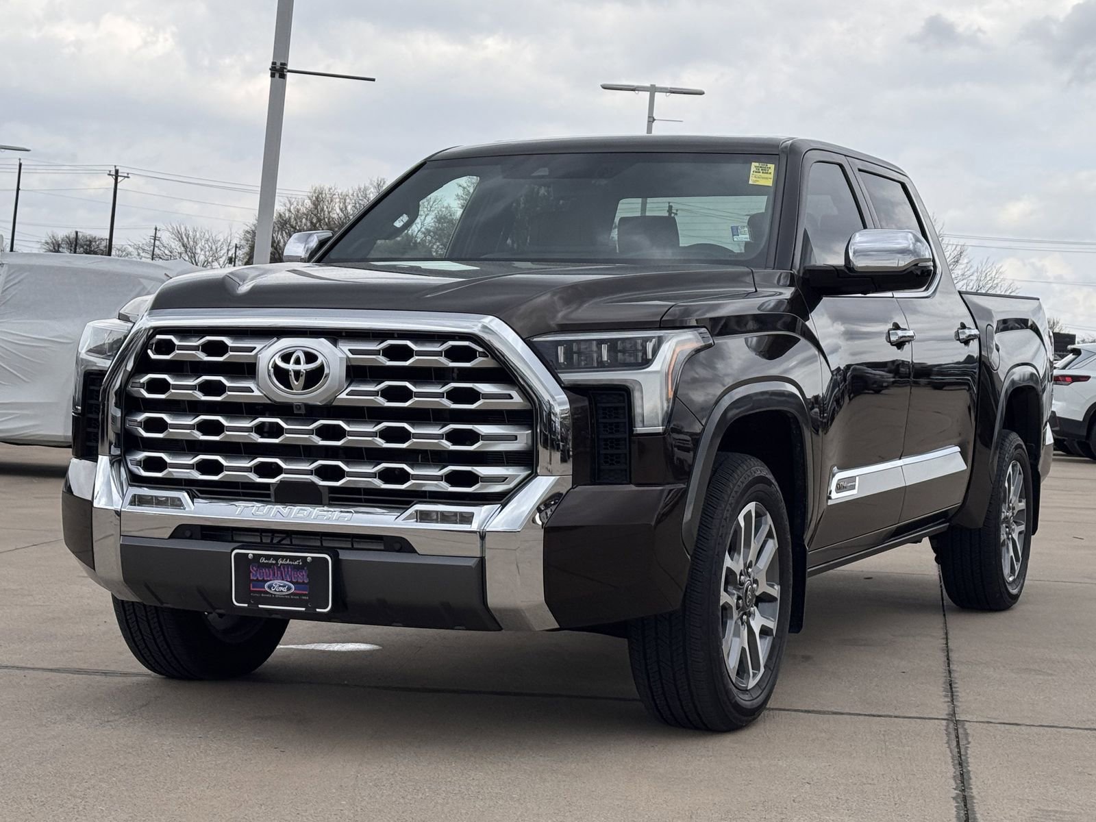 Used 2025 Toyota Tundra 1794 Edition image 8