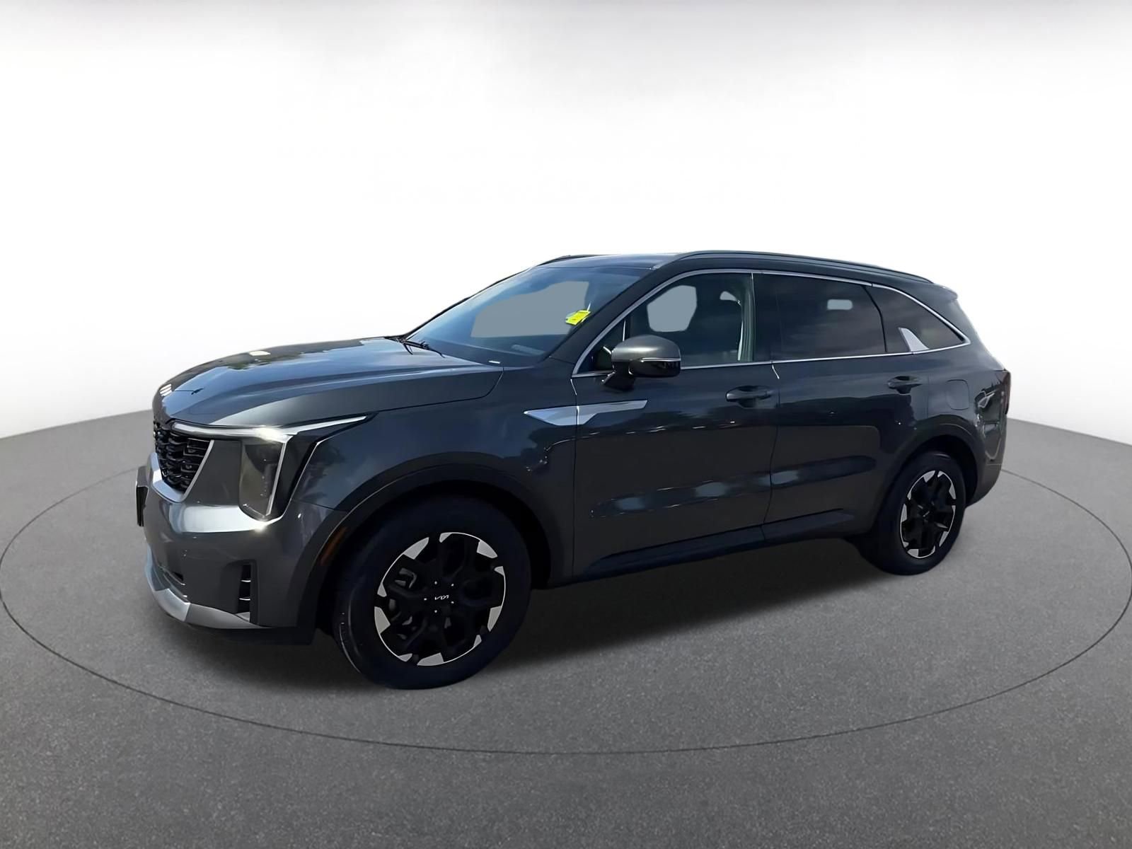 Used 2024 Kia Sorento S image 8