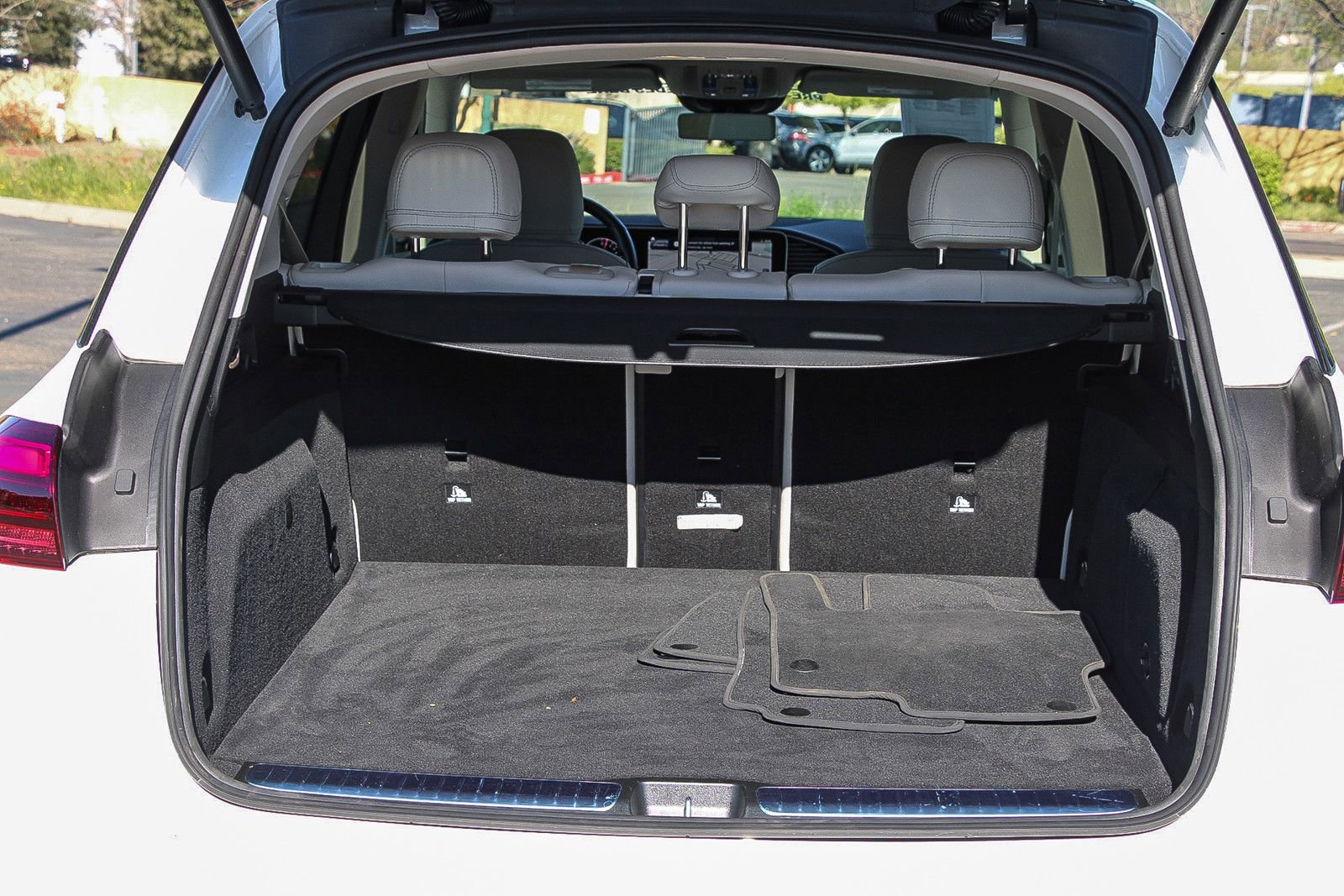 Certified 2025 Mercedes-Benz GLE 450e 4MATIC image 23