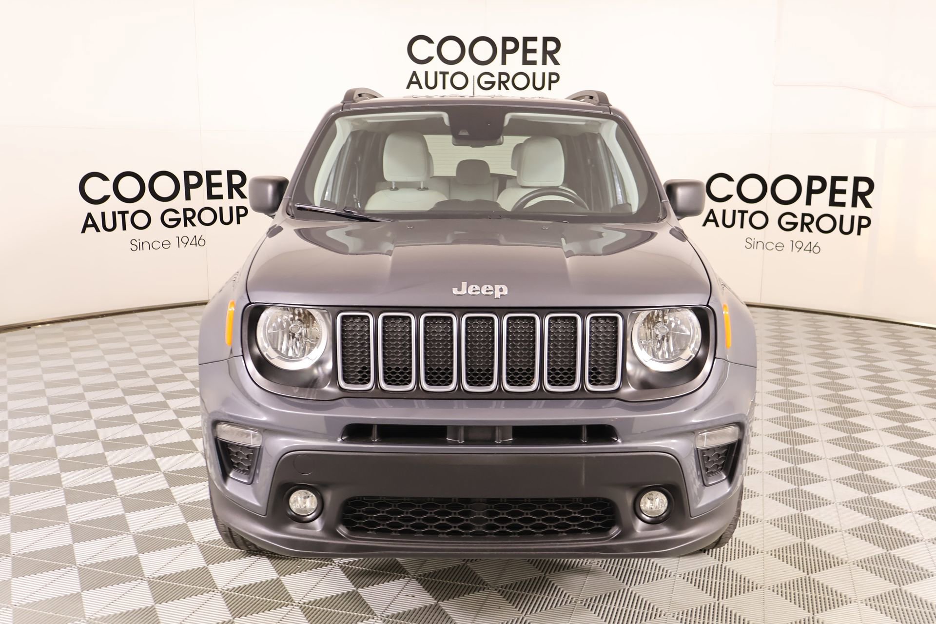 Used 2022 Jeep Renegade Latitude w/ Convenience Group image 11