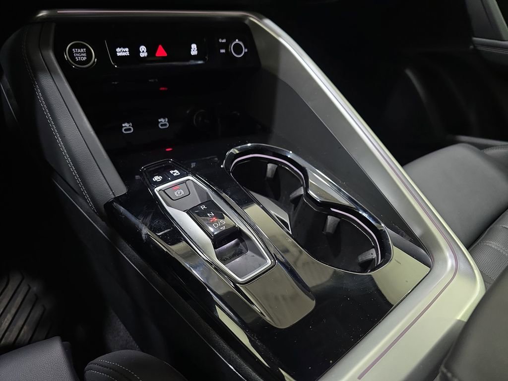 Used 2025 Audi Q5 Prestige image 26